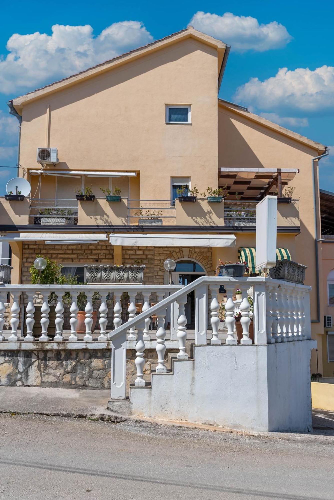 Pension Rusev Preko Exterior foto